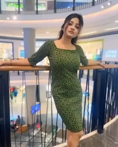 Call Girl Service in Ramdaspeth