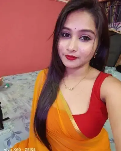 Call Girl in Ramdaspeth